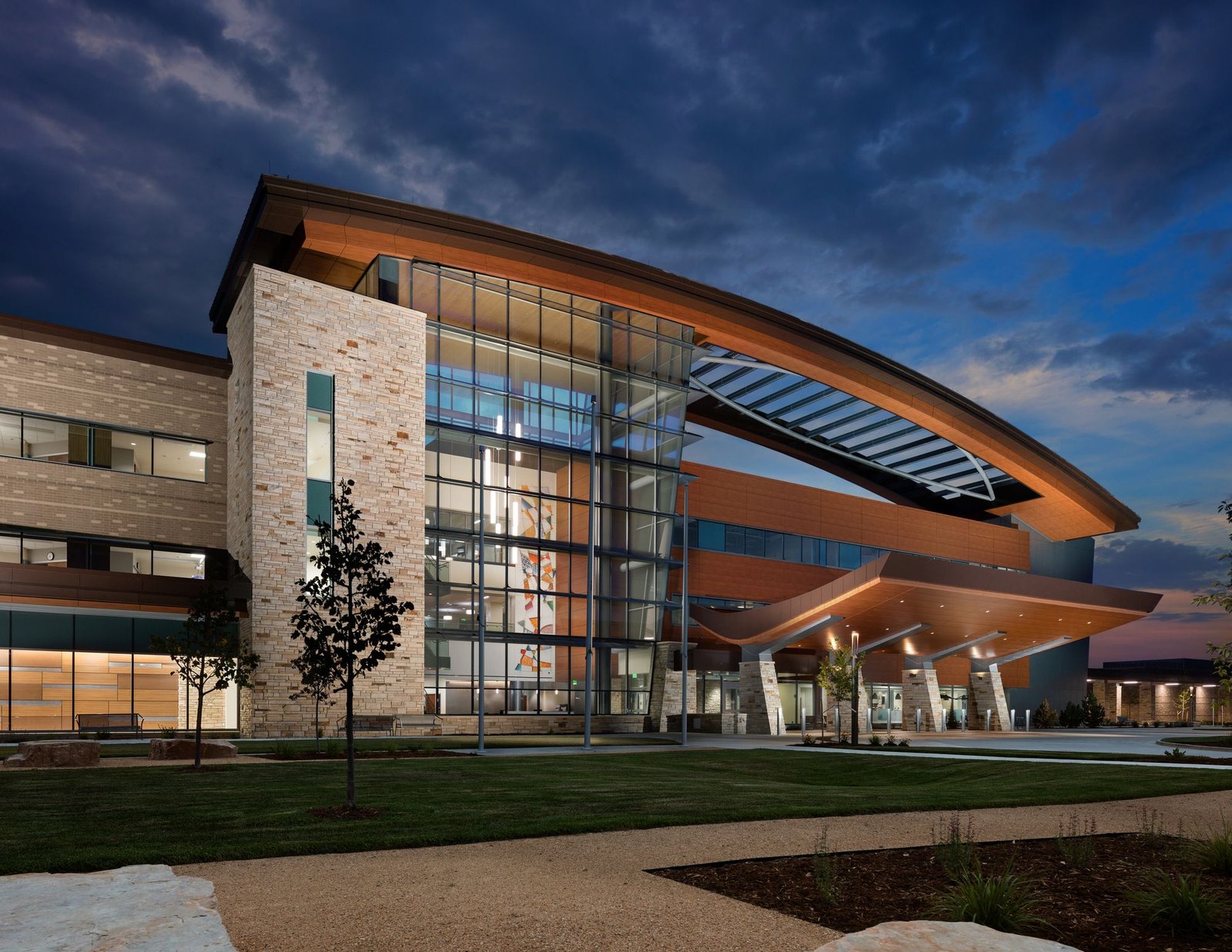 Hospitals / Specialty Hospitals